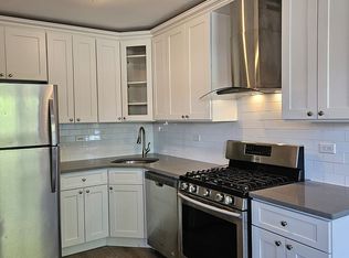 25-24 48th St #2, Astoria, NY 11103