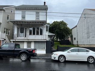 1235 W Arch St, Coal Township, PA 17866