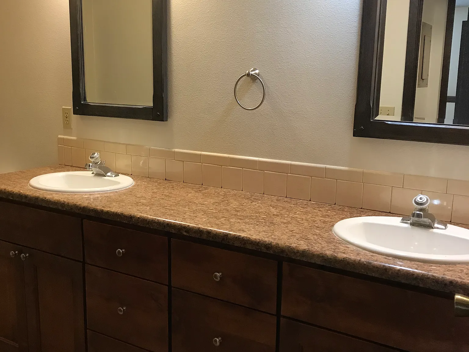2 bed, 1200 sqft, $1,395 — Photo 4