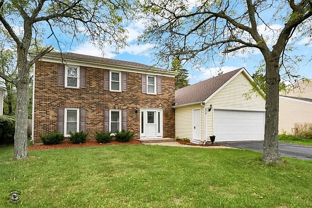 878 Pontiac Ln photo 1