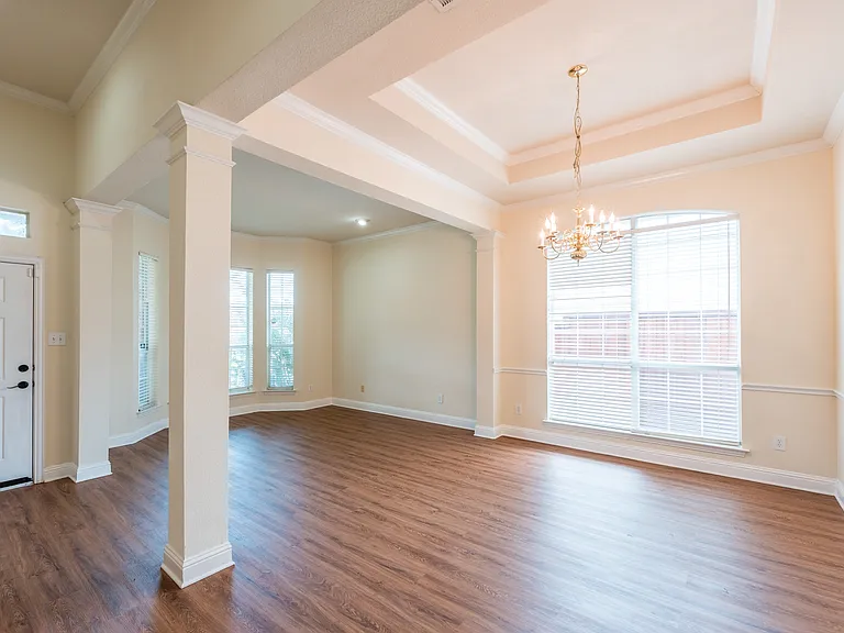 4609 Gardenia Way — Photo 5
