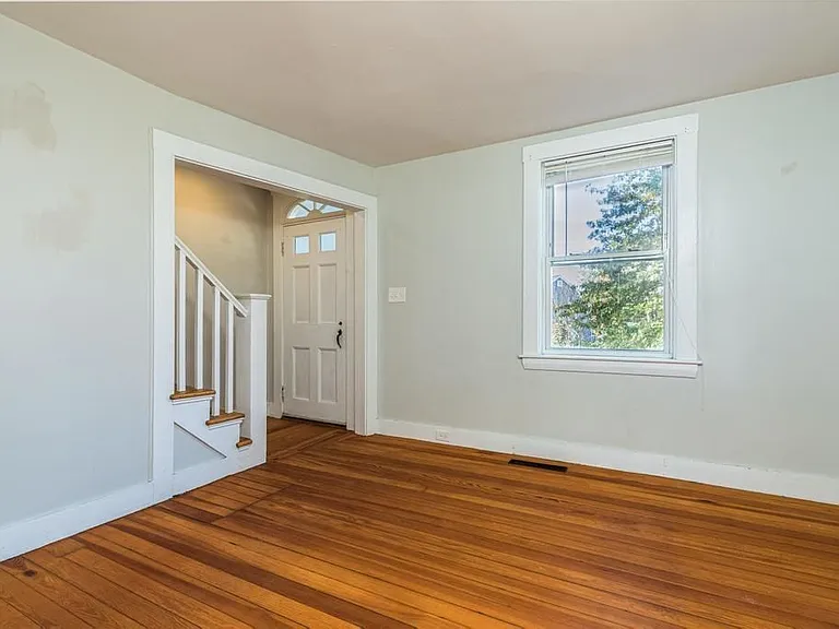 23 Concord Way — Photo 14