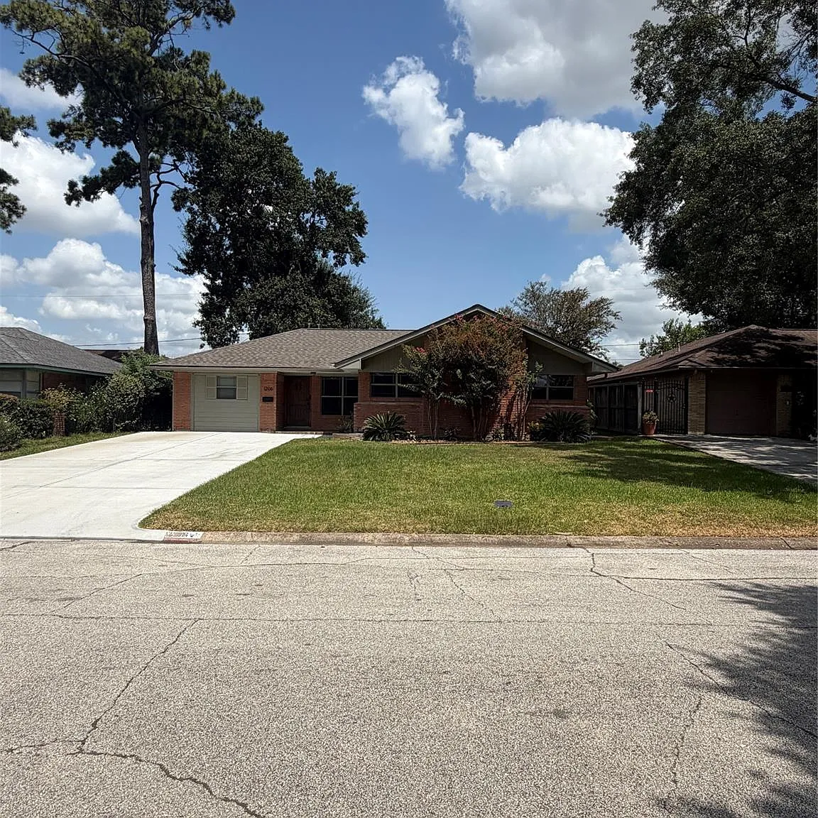 3 bed, 3.0 bath, 1463 sqft, $2,850 — Photo 1