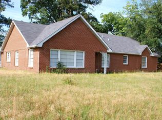 402 Hickory St, Springhill, LA 71075