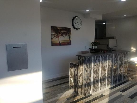 3rd image of 1419 W Allegheny Ave APT 502
