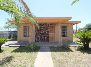 409 Glenn St, Zapata, TX 78076