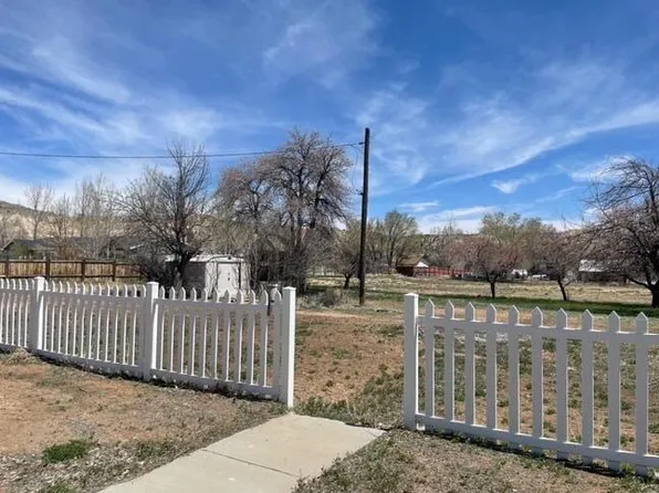 155 S Main St, Cannonville, UT 84718