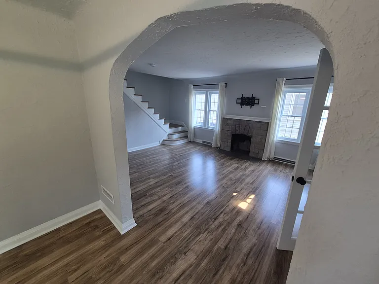 5944 Dorchester Rd — Photo 4