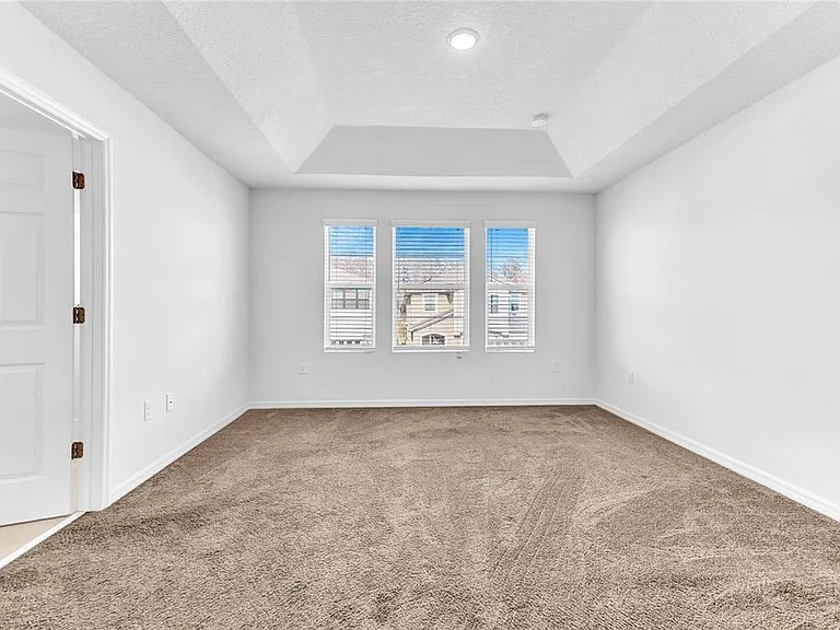 2274 S Centerra Loop — Photo 18