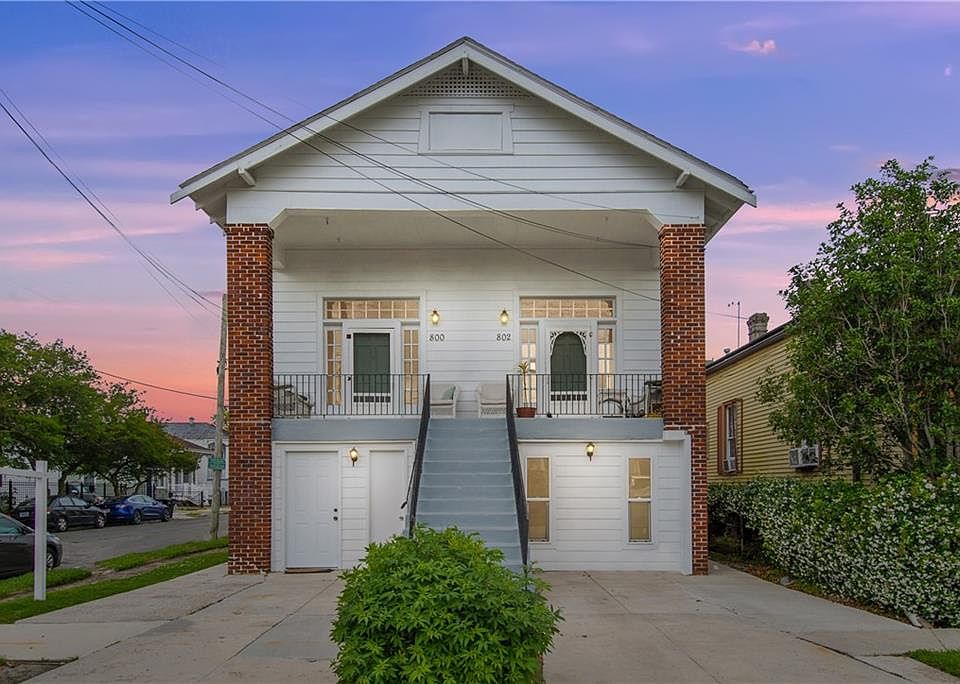 1st image of 800-02 Valence St