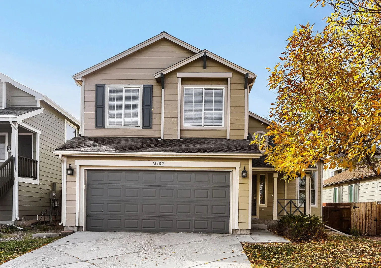 Sprawling 3-BR Home with Exceptional Bonus Space in Cottonwood — Photo 1