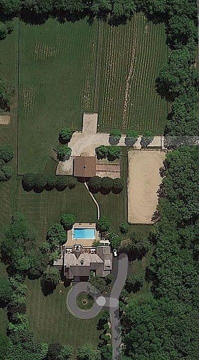 1st image of 1 Hickory Ln