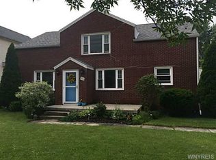 748 Longmeadow Rd, Amherst, NY 14226