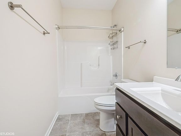 5th image of 2801 Stirling Dr