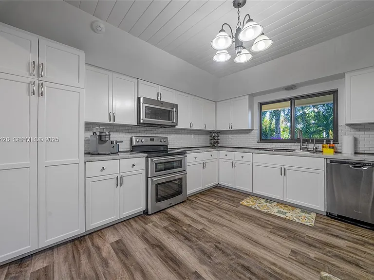 29880 SW 183rd Ct — Photo 11