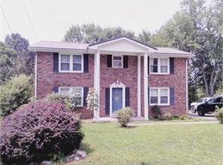 509 Linda Dr, Hopkinsville, KY 42240