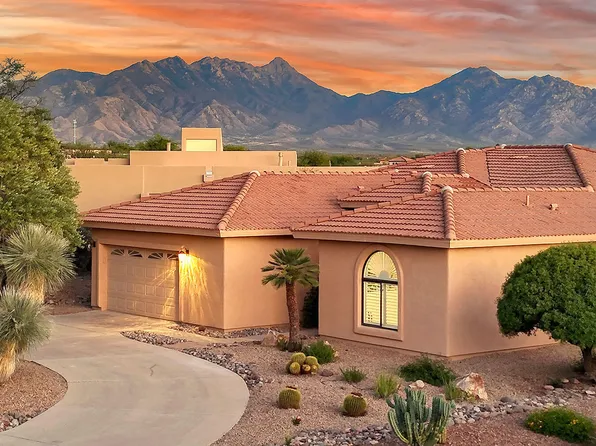 810 E Josephine Canyon Dr, Green Valley, AZ 85614
