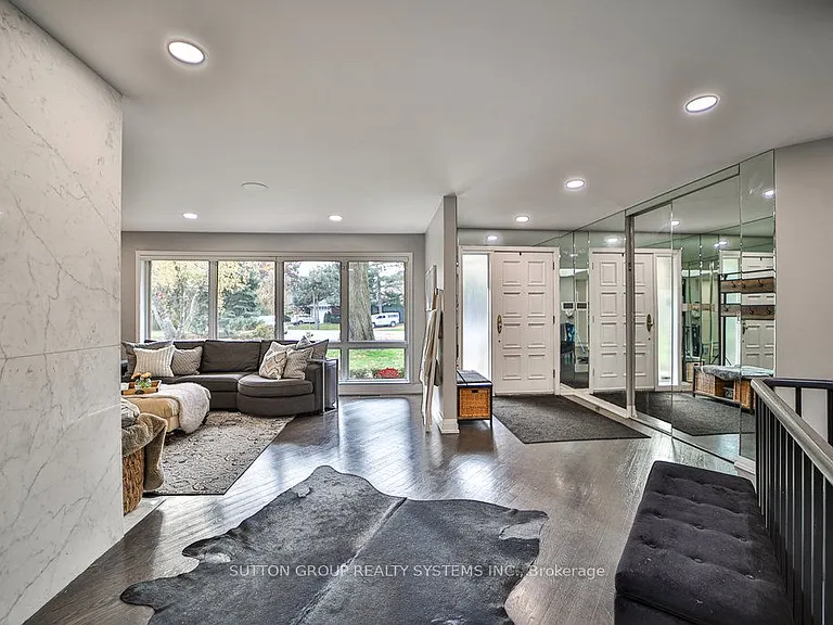 3 Twyford Ct — Photo 12
