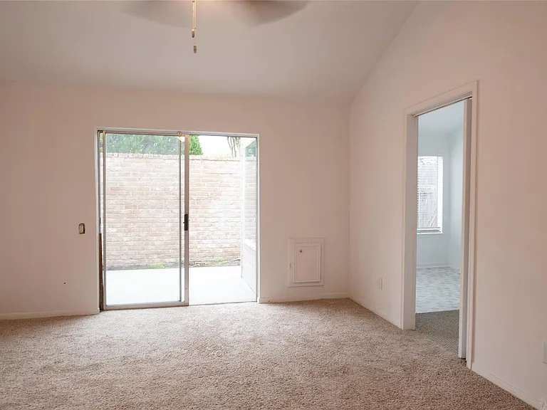 2023 Woodland Springs St — Photo 18