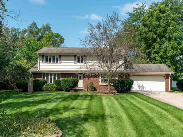 160 60th AVENUE, Kenosha, WI 53144