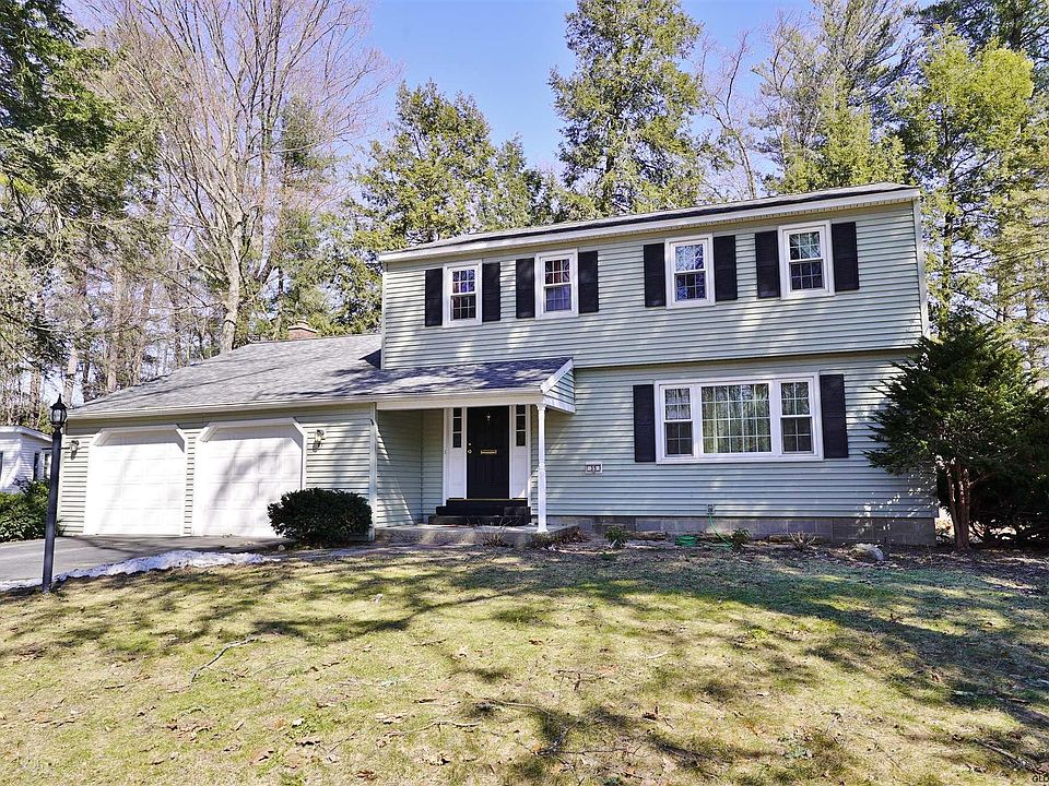 1st image of 35 Sandalwood Ln