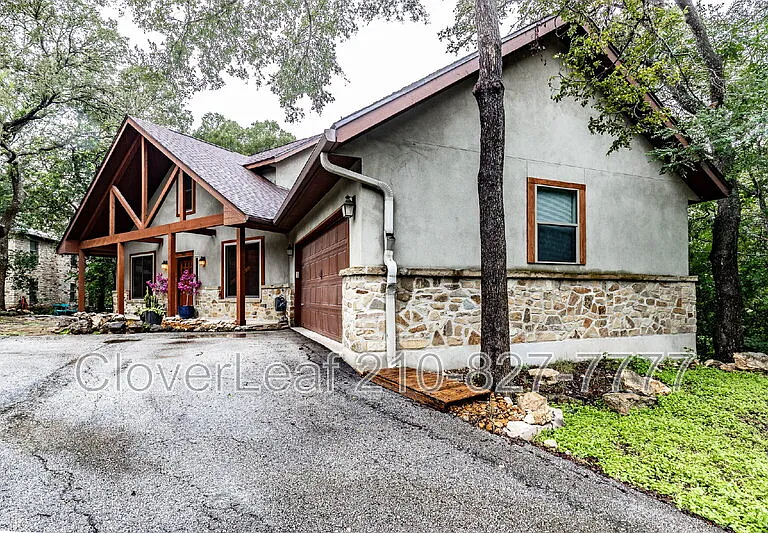 1025 Flaming Oak Dr — Photo 4