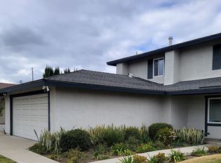 1933 E Hawthorne Ct, Ontario, CA 91764