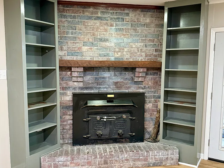 2013 Creekwood Dr — Photo 2