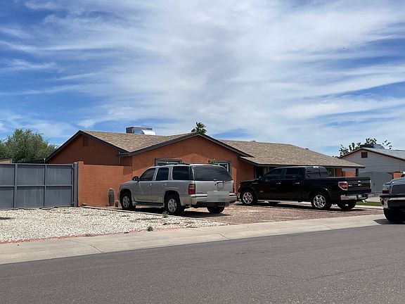 3rd image of 4056 E Winchcomb Dr