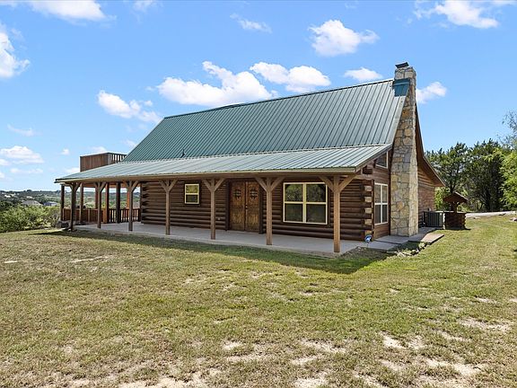 3rd image of 545 Compass Way