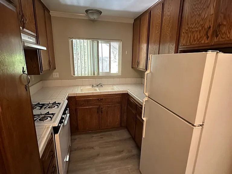 4452 Louisiana St #2 — Photo 4