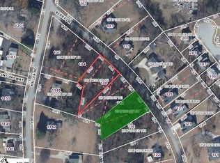 112 Berry Dr, Greenville, SC 29607