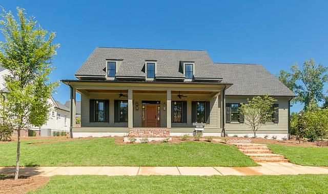 1st image of 2815 Towering Oak Dr