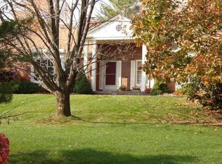 3910 E Cranbrook Dr, Indianapolis, IN