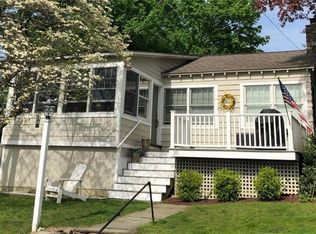 25 Longview Dr, Brookfield, CT 06804