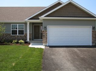 2321 Concord Dr, Sycamore, IL 60178