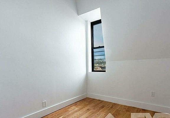 3rd image of 378 Lewis Ave #No8