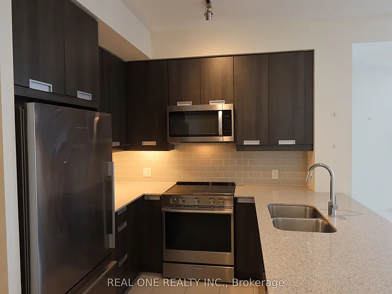65 Watergarden Dr #403 — Photo 11