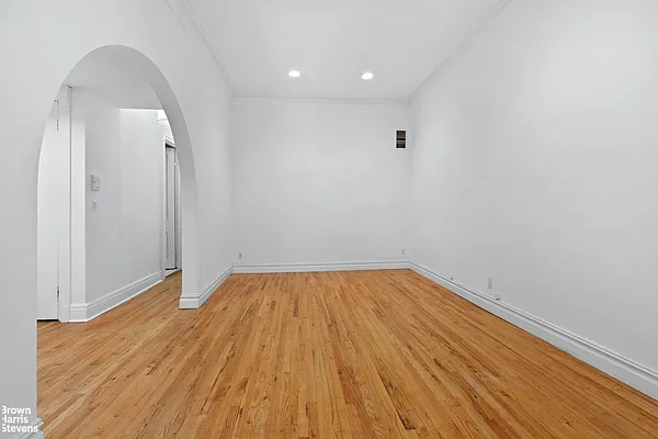 Rented by Brown Harris Stevens | media 22