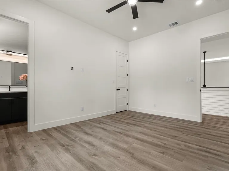 607 Grandview Ave — Photo 25