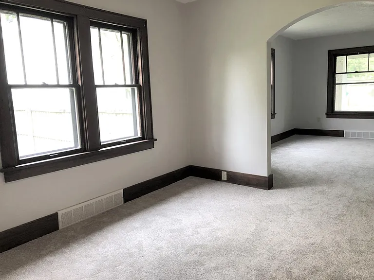 55 Myrtle Ave — Photo 8