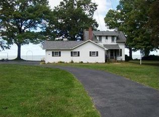 6499 Lake Rd, Madison, OH 44057