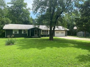 608 S Ridge St, Yates Center, KS 66783