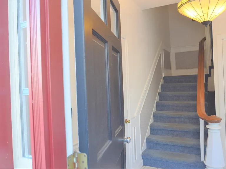 31 1/2 Franklin St #2 — Photo 3