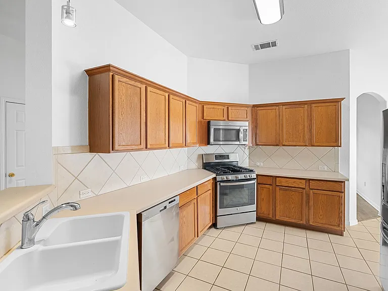 2305 Boulder Run — Photo 14