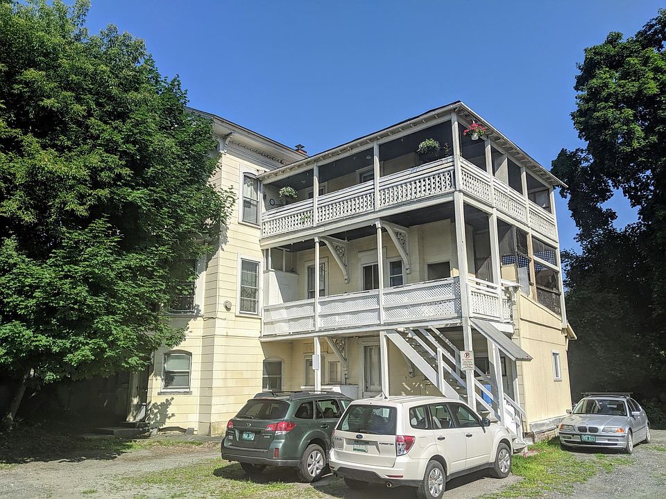 2nd image of 21 Putney Rd APT 1