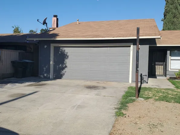 917 Panama Dr, Modesto, CA 95351