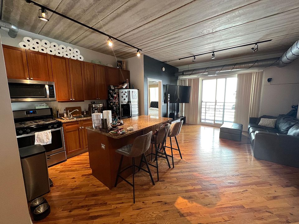 1st image of 1430 S Michigan Ave APT 408
