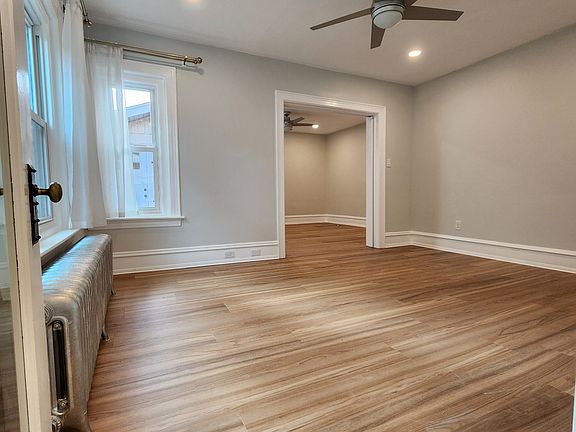 Living Room, 12 x 15 ft