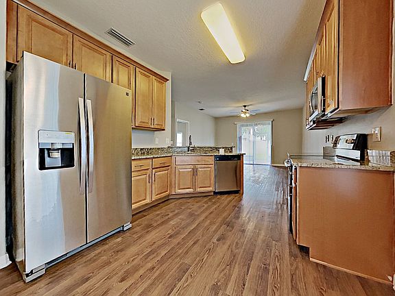 5th image of 5747 Indigo Crossing Dr